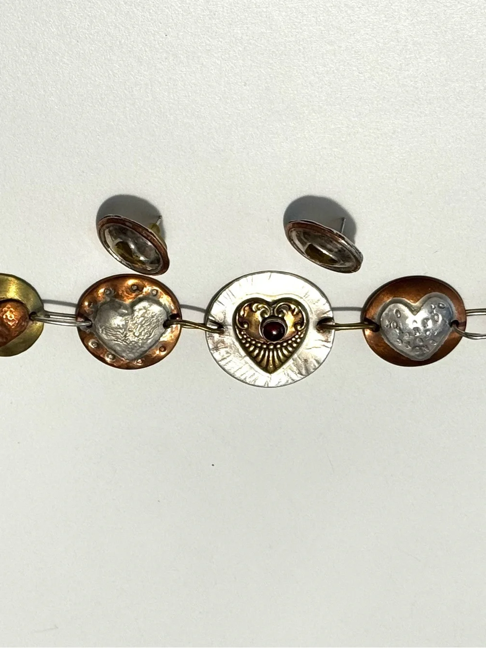 ROBIN LEE BECKER HAND CRAFTED ARTISAN DESIGNER BRACELET AND EARRINGS HEARTS X O